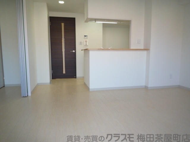 居室・リビング　室内