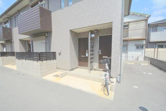 エントランス　素敵なエントランスがあなたを毎日出迎えてくれます。