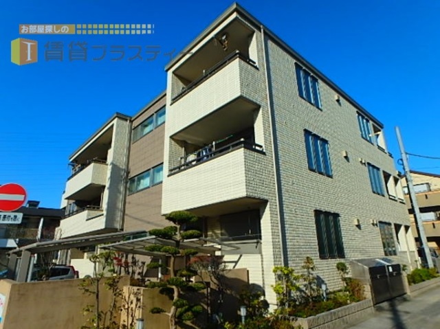 建物外観　大手ハウスメーカー施工のマンションです。