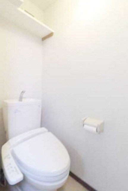 トイレ　別部屋同仕様タイプ