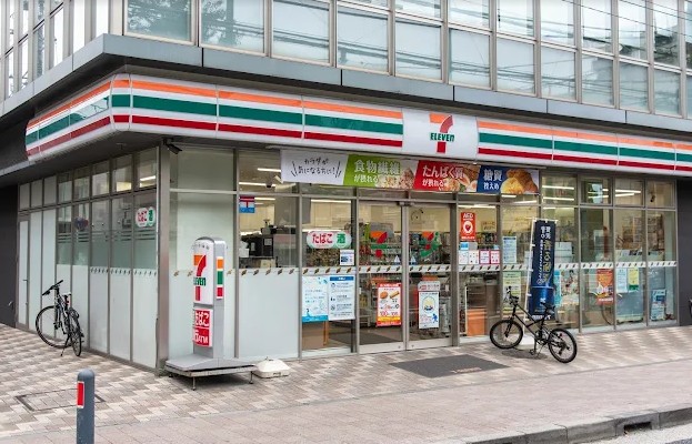 コンビニ　セブンイレブン 横浜鶴見豊岡町店（コンビニ）まで509m