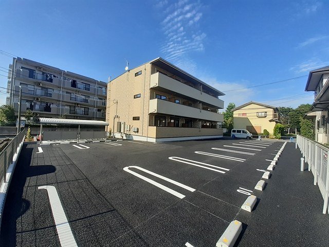 駐車場　駐車スペースもあります