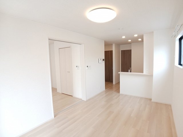 居室・リビング　使いやすい居間です