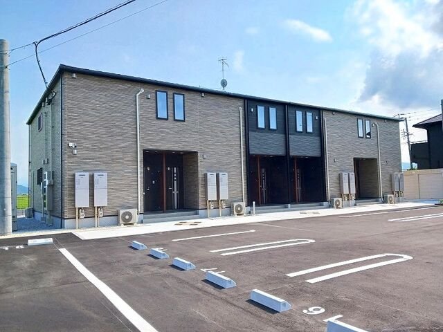 建物外観　外観は落ち着いています