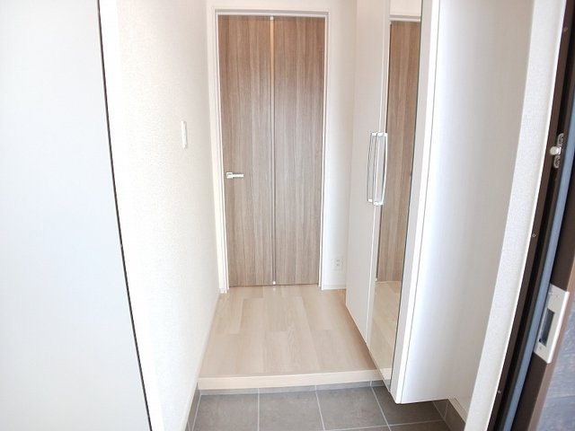 玄関　明るい玄関です