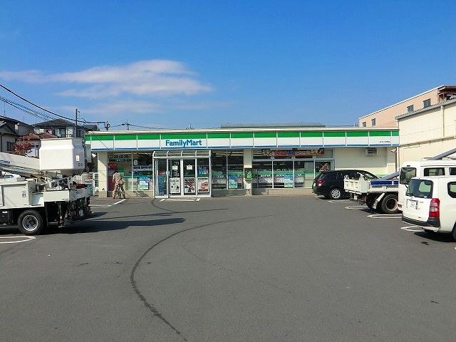 コンビニ　ファミリーマート志木上宗岡店（コンビニ）まで427m