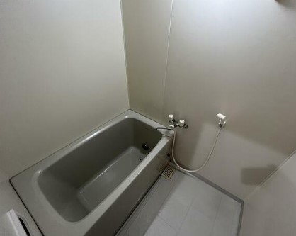 バス・シャワールーム　別のお部屋の写真です