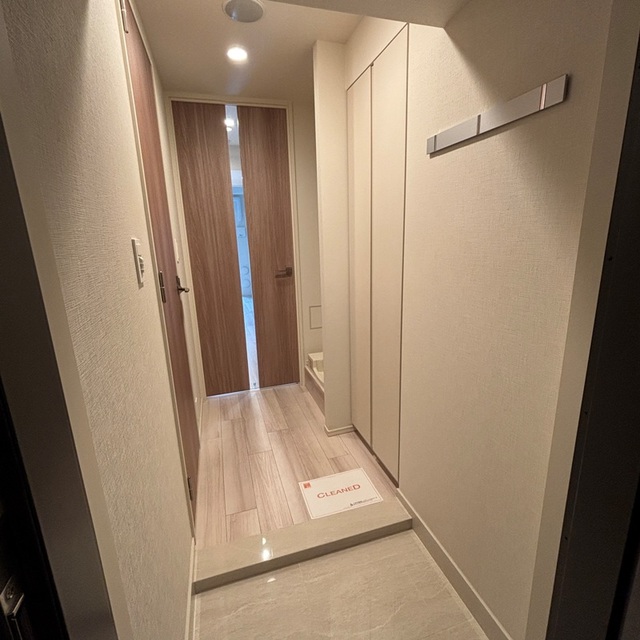 玄関　※写真は同タイプ住戸です。