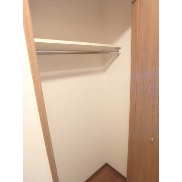 収納　同物件別部屋写真