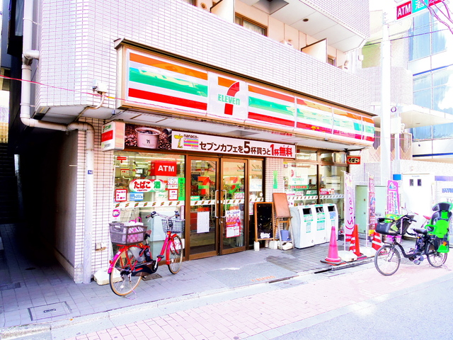 コンビニ　セブンイレブン北区岸町1丁目店（コンビニ）まで85m