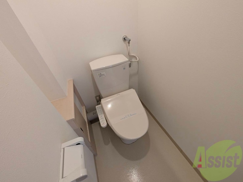 トイレ　こちらはトイレです。清潔感があり、安心して使用できます。