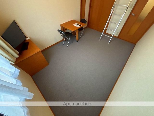 レオパレスヒロオパレスIVの居間写真