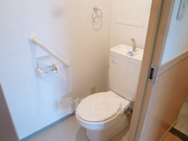グドゥウェル新石切のトイレ写真