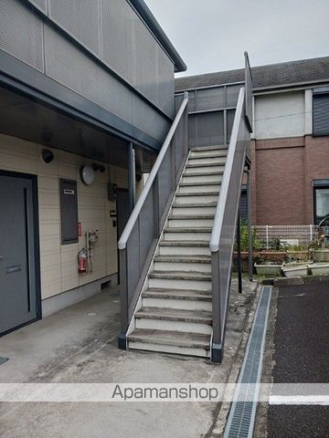小田急小田原線 渋沢駅 徒歩17分 2階建 築26年の外観写真