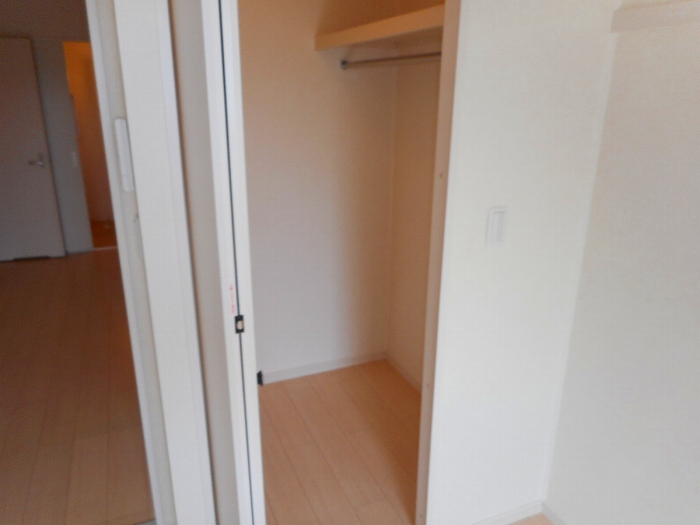 収納　別部屋参考写真