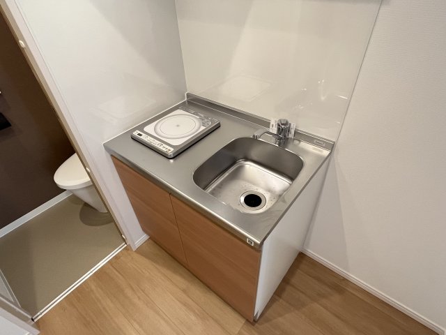 キッチン　1口IHコンロで火を使わず、料理初心者の方にもおすすめです！