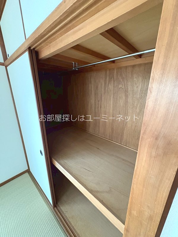 収納　※401号室写真。現況と相違がある場合は現況を優先とします。