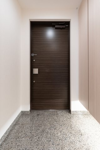 玄関　※写真は同タイプ住戸です。