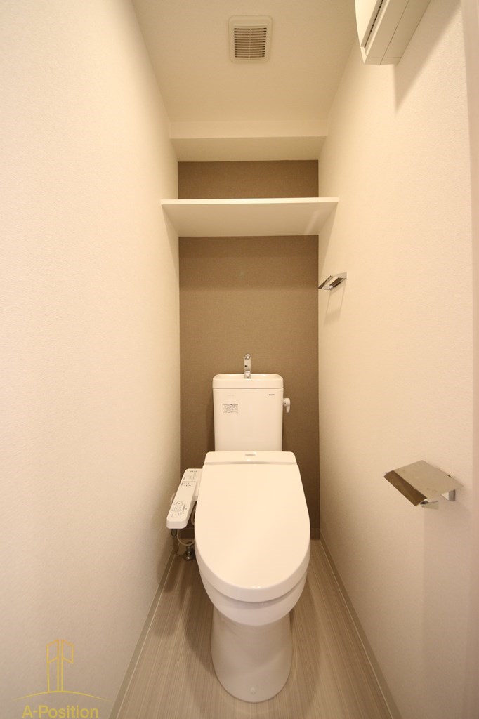 トイレ　プレサンス谷町七丁目II