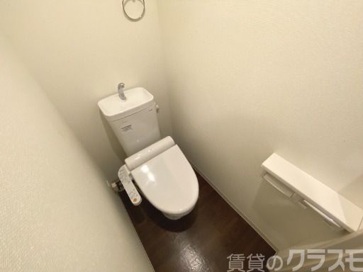 【大阪市東淀川区相川のマンションのトイレ】