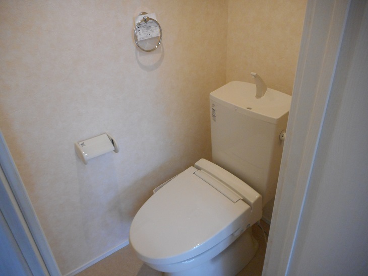 トイレ　洗浄便座付