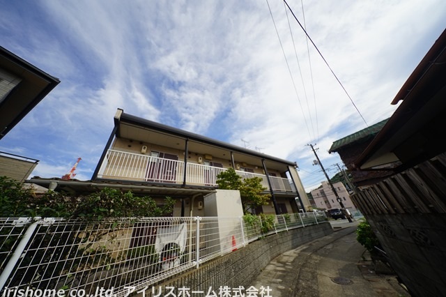 下関市彦島江の浦町のアパートの建物外観