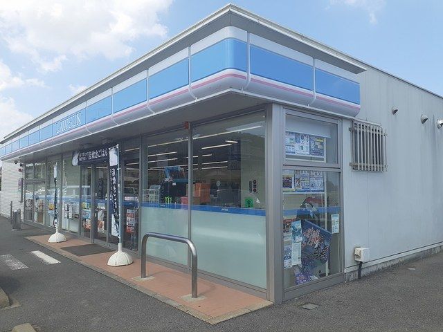 【長生郡一宮町東浪見のアパートのコンビニ】