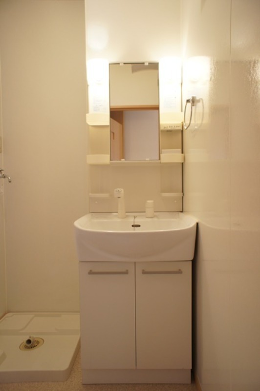 洗面設備　図面と現状に相違がある場合には現状を優先