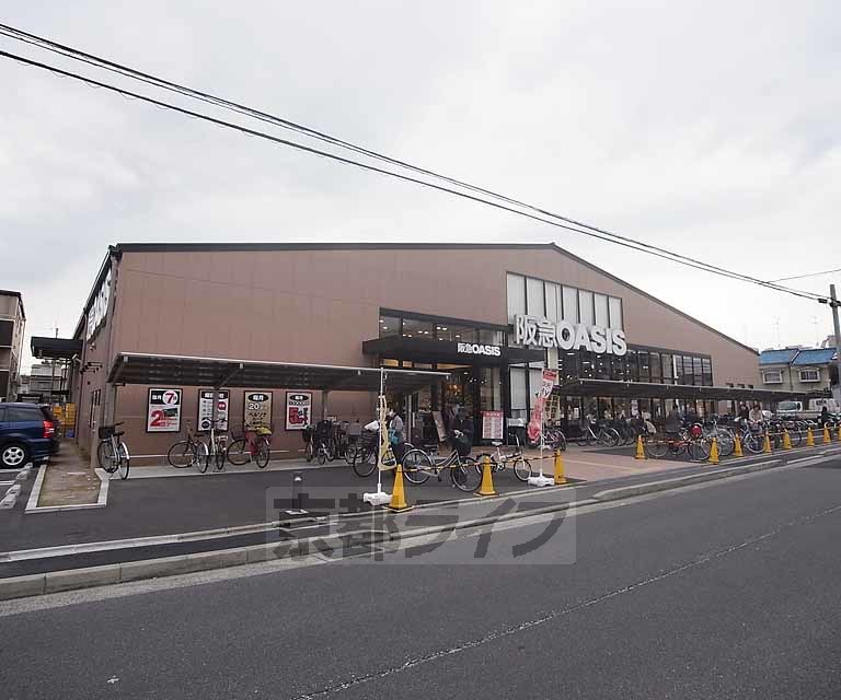 【京都市中京区西ノ京車坂町のマンションのスーパー】