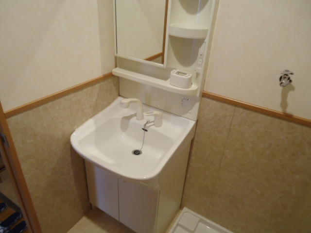 洗面設備　類似画像　現状優先