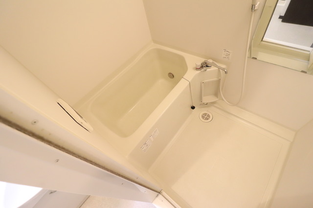 バス・シャワールーム　追い焚き機能付