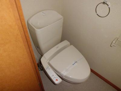 トイレ　みんな大好きウォッシュレット。