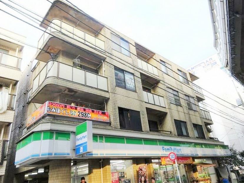 世田谷区用賀のマンションの建物外観