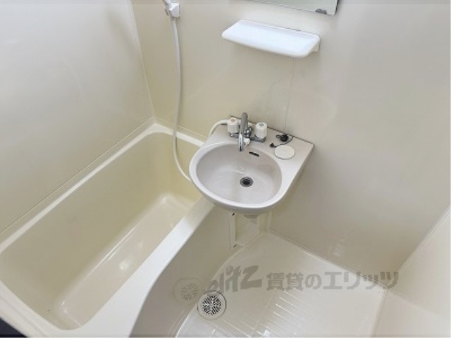 バス・シャワールーム　バス