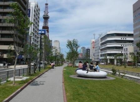 【札幌中央レジデンスの公園】