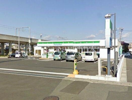 コンビニ　ファミリーマート岡山西古松店（コンビニ）まで339m