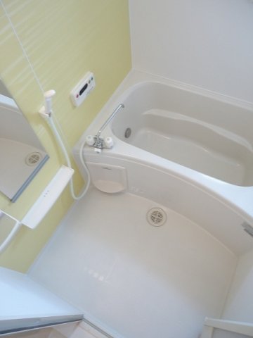 バス・シャワールーム　お風呂です