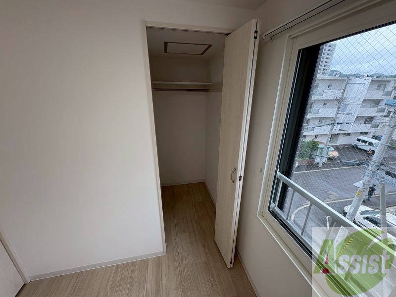 収納　収納もバッチリあるのでお部屋が片付きますよ！