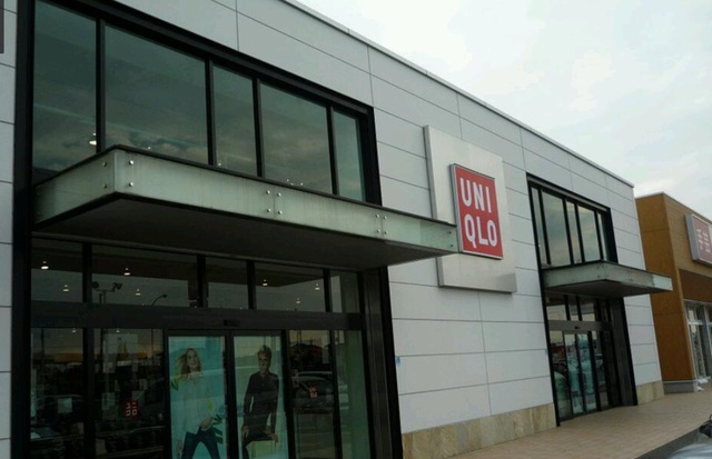 その他　ユニクロ（その他）まで789m