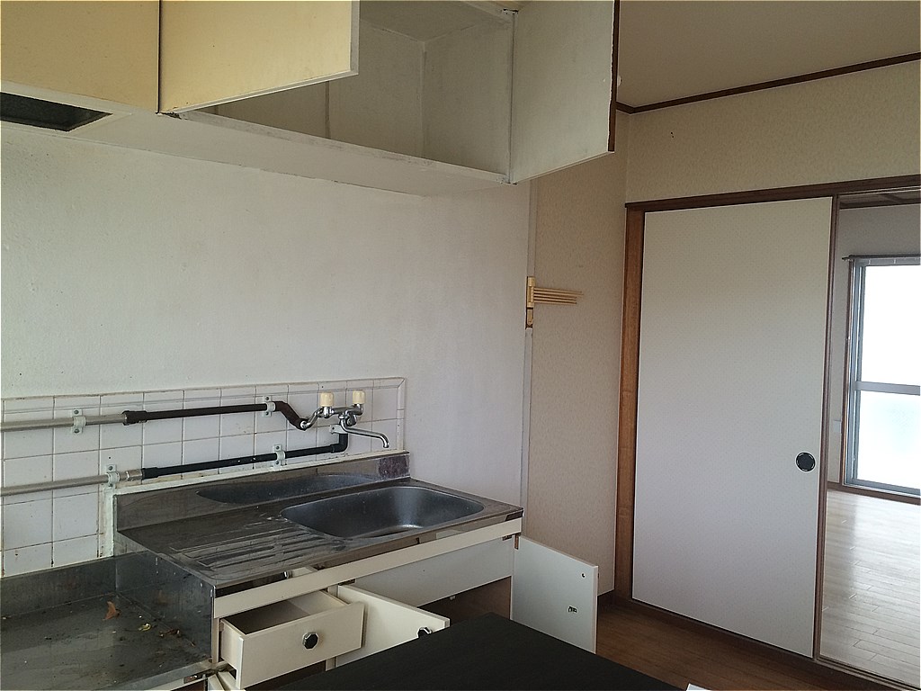 キッチン　※写真と現状が異なる場合がございます