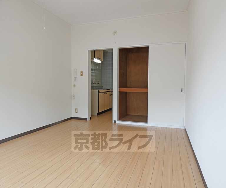 居室・リビング　室内です。