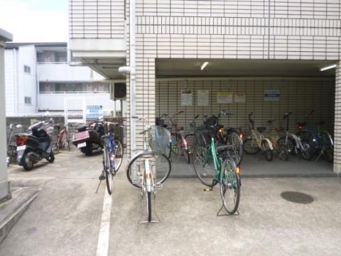 サンフォレスト新中条　その他共有部分　駐輪場