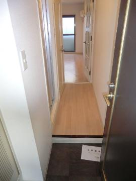 サンフォレスト新中条　玄関　玄関