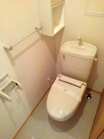 トイレ　トイレもきれいです