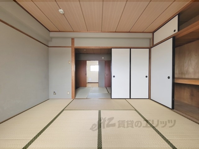 居室・リビング　居室