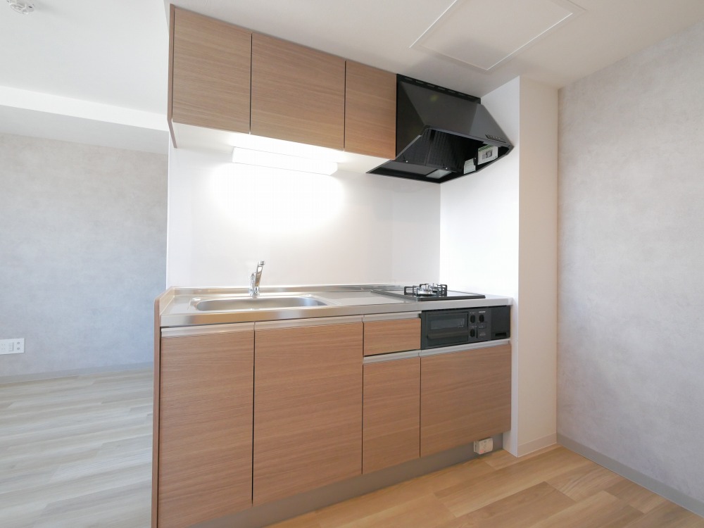 キッチン　人気の対面システムキッチンタイプです！