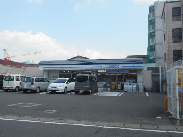 コンビニ　ローソン嵯峨明星町店（コンビニ）まで286m