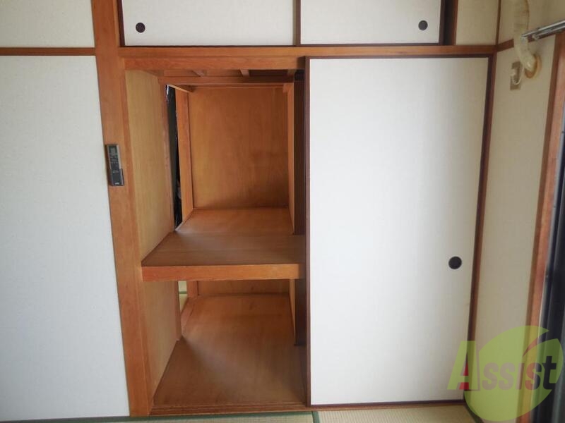 収納　押入れには来客用のお布団も収納できます、ドラエモンも収納ＯＫ