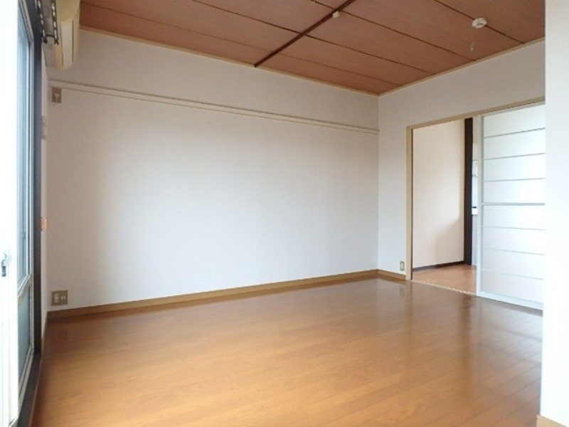 居室・リビング　図面と現状に相違がある場合には現状を優先