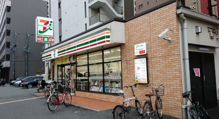 コンビニ　セブンイレブン 大阪西中島6丁目店（コンビニ）まで309m